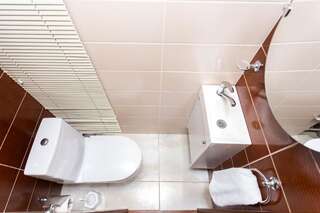 Апартаменты Apartland Romanovskaya Sloboda Минск Улучшенный семейный номер-9